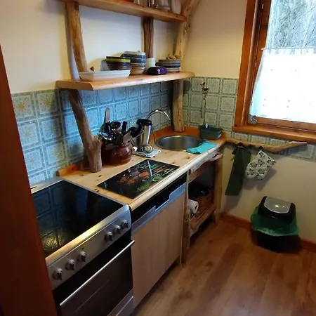 Kleine Gemuetliche Holzhuette Alleinlage - Wlan Bis 5 Personen * Saalfelden