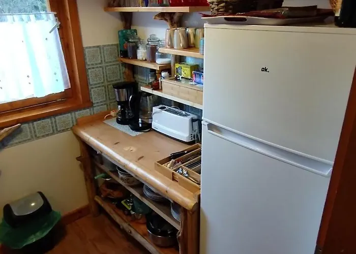 Nyaraló Kleine Gemuetliche Holzhuette Alleinlage - Wlan Bis 5 Personen Saalfelden am Steinernen Meer